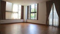 Lornie Road (D11), Terrace #426048101